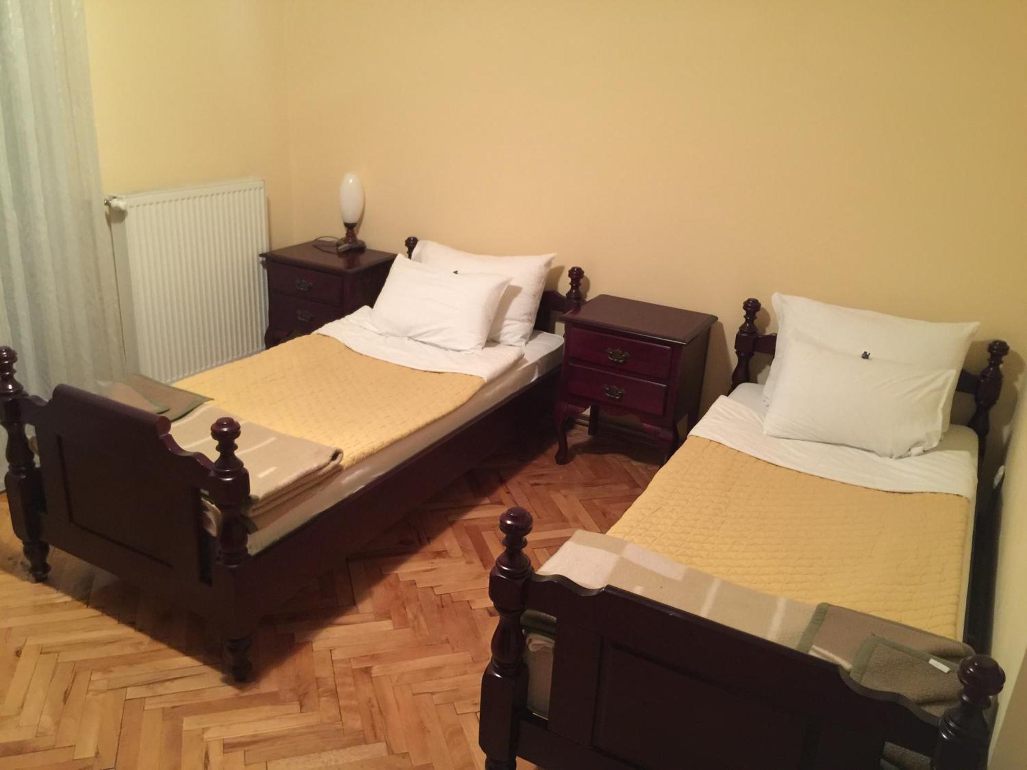 Bed & Breakfast Karavan Raska Ruang foto