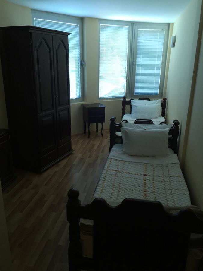 Bed & Breakfast Karavan Raska Bagian luar foto